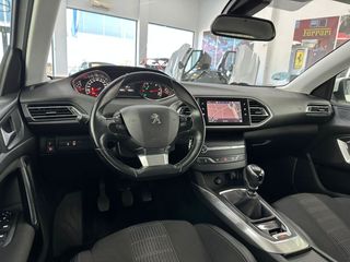 PEUGEOT 308 SW Allure BlueHDI 130 SS