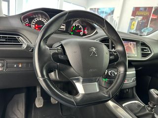 PEUGEOT 308 SW Allure BlueHDI 130 SS