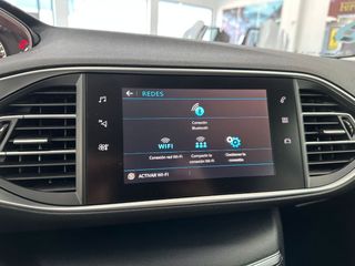 PEUGEOT 308 SW Allure BlueHDI 130 SS