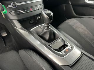 PEUGEOT 308 SW Allure BlueHDI 130 SS