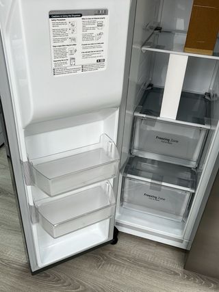 FRIGORÍFICO AMERICANO LG GSLV70PZTD – 650 L – INVE