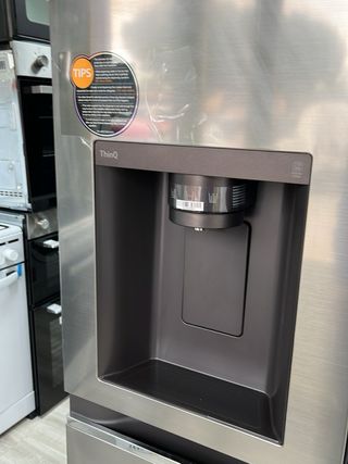 FRIGORÍFICO AMERICANO LG GSLV70PZTD – 650 L – INVE