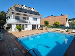 Chalet en venta en Urbanitzacions en Blanes