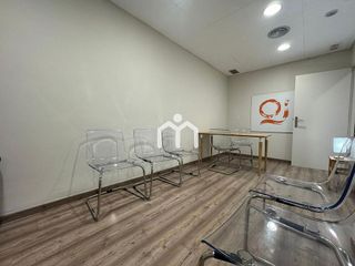 Local comercial en alquiler en Centre en Badalona