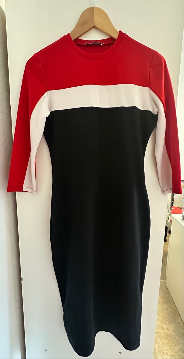 Vestido Zara Tricolor Talla M de segunda mano por 10 EUR en