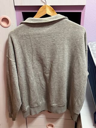 Sudadera Pull&Bear chica gris