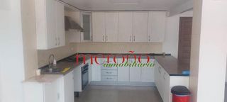 Chalet en venta en Peña de las Águilas en Elche