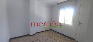 Chalet en venta en Peña de las Águilas en Elche