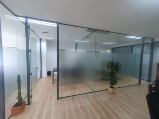 Oficina en alquiler en La Buhaira en Sevilla