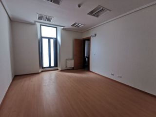 Oficina en alquiler en Centro en Palencia