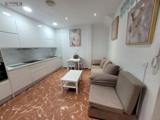 Piso en alquiler en Plaza de Toros - Santa Rita en Almería