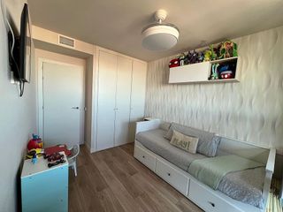 Ático en alquiler en Valdeacederas en Madrid