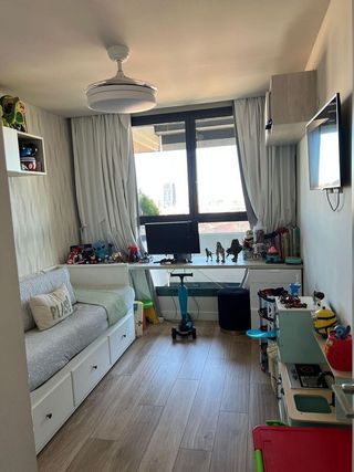 Ático en alquiler en Valdeacederas en Madrid