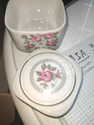 Joyero porcelana rosas c35