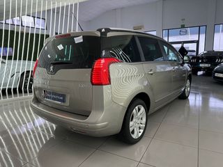 PEUGEOT 5008 Style 1.6 BlueHDi 88KW 120CV