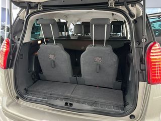 PEUGEOT 5008 Style 1.6 BlueHDi 88KW 120CV