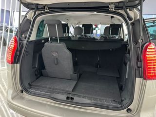 PEUGEOT 5008 Style 1.6 BlueHDi 88KW 120CV