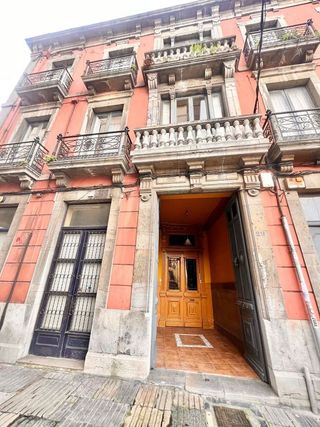 Hotel en venta en Centro en Avilés
