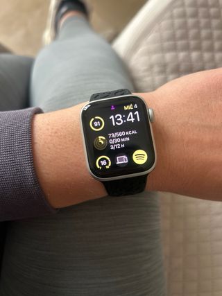 Apple Watch SE 2da Gen 40mm Negro/Azul Marino
