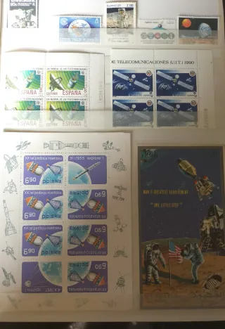 Astronomía 19 Hojas Bloque+32 sellos MNH