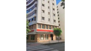 Oficina en venta en Pardaleras en Badajoz