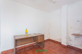 Local comercial en venta en Plaza de Toros - Santa Rita en Almería