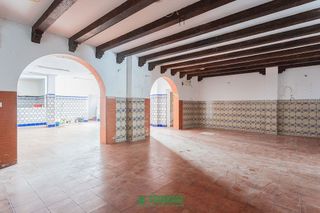 Local comercial en venta en Plaza de Toros - Santa Rita en Almería