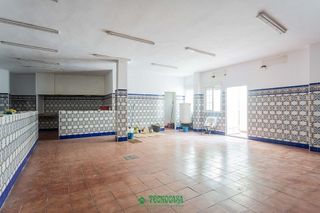 Local comercial en venta en Plaza de Toros - Santa Rita en Almería