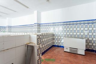 Local comercial en venta en Plaza de Toros - Santa Rita en Almería