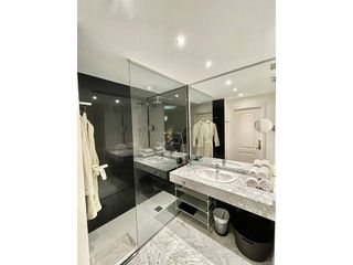 Piso en venta en Torrequebrada en Benalmádena