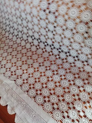 Copriletto uncinetto fatto a mano