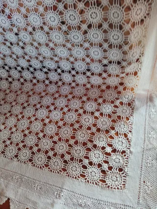 Copriletto uncinetto fatto a mano