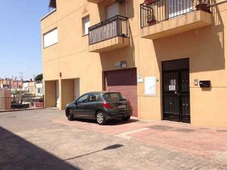 Garaje en venta en Huércal de Almería