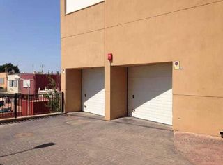 Garaje en venta en Huércal de Almería
