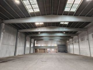 Nave industrial en alquiler en Sant Esteve Sesrovires