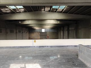 Nave industrial en alquiler en Sant Esteve Sesrovires