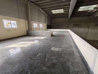 Nave industrial en alquiler en Sant Esteve Sesrovires