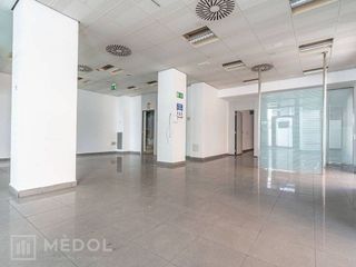 Local comercial en alquiler en Eixample en Tarragona