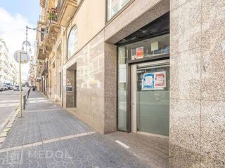 Local comercial en alquiler en Eixample en Tarragona