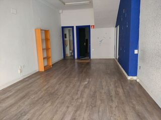 Local comercial en venta en Centro - Desierto - Arrontegi en Barakaldo