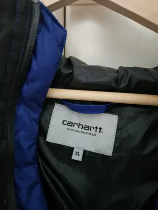 Chaqueta Carhartt Larsen Negra y Azul