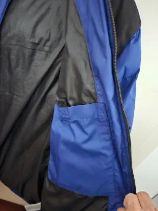 Chaqueta Carhartt Larsen Negra y Azul