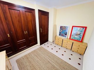 Casa adosada en alquiler en Moncada