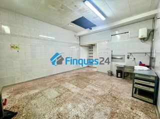Local comercial en alquiler en Berga