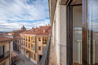 Piso en venta en Murallas en Ávila
