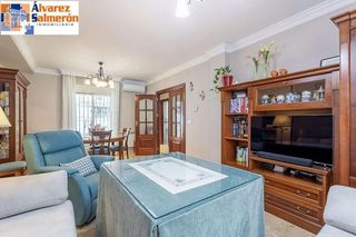 Casa adosada en venta en Angustias - Chana - Encina en Granada