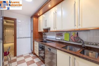 Casa adosada en venta en Angustias - Chana - Encina en Granada