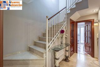 Casa adosada en venta en Angustias - Chana - Encina en Granada