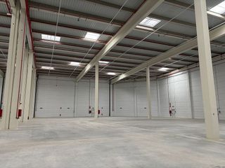 Nave industrial en alquiler en Silla