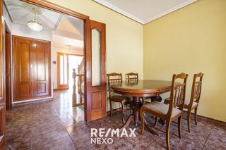 Casa adosada en venta en Laguna de Duero